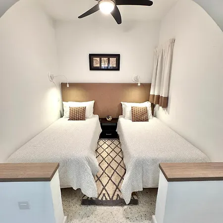 Sands Apartments St. Paul's Bay Esterno foto