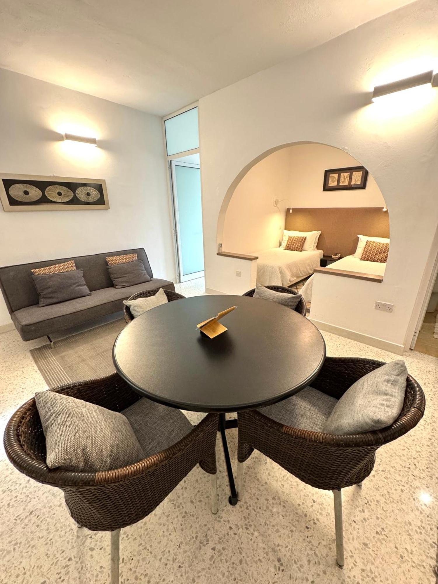 Apartment Sands *